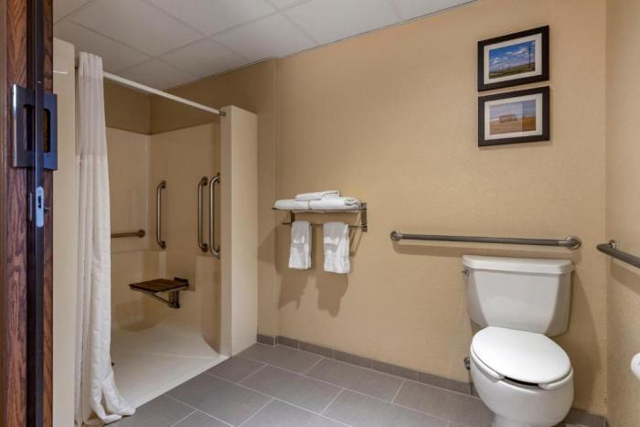 Comfort Inn & Suites Gateway To Glacier National Park Shelby Quarto foto